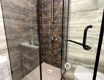 1-комнатная квартира, этаж 6 из 12, 40 м², по часам