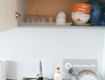 1-комнатная квартира, этаж 4 из 5, 65 м², на длительный срок