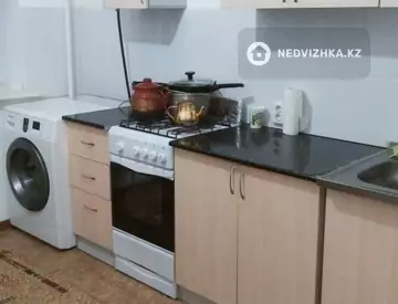 1-комнатная квартира, этаж 4 из 5, 65 м², на длительный срок