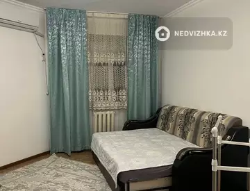 1-комнатная квартира, этаж 4 из 5, 65 м², на длительный срок