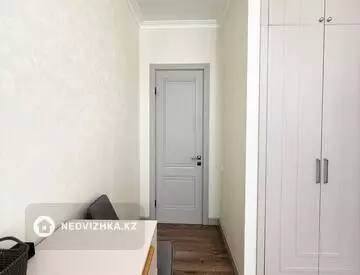 4-комнатная квартира, этаж 8 из 18, 123 м²