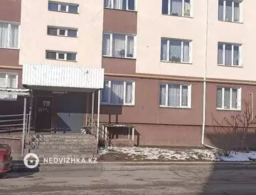 3-комнатная квартира, этаж 1 из 5, 75 м²