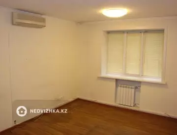 Помещение, этаж 1 из 4, 87 м²