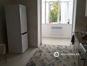1-комнатная квартира, этаж 3 из 9, 46 м²