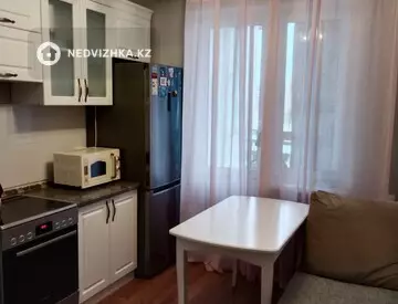 1-комнатная квартира, этаж 6 из 24, 43 м²