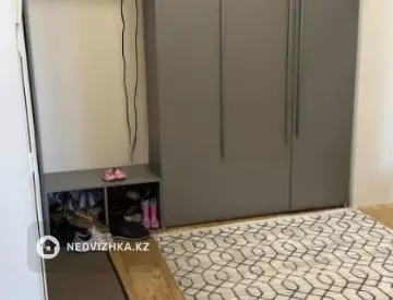 3-комнатная квартира, этаж 5 из 12, 93 м²