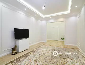4-комнатная квартира, этаж 1 из 12, 117 м²