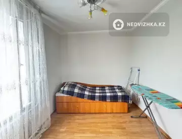 3-комнатная квартира, этаж 4 из 5, 66 м²