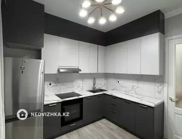 1-комнатная квартира, этаж 3 из 9, 40 м²