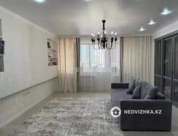 2-комнатная квартира, этаж 3 из 10, 82 м²