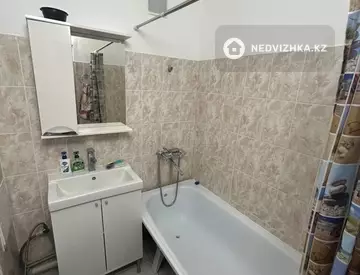 2-комнатная квартира, этаж 3 из 9, 57 м², на длительный срок
