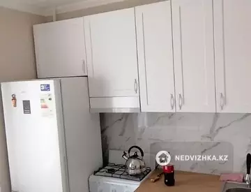 1-комнатная квартира, этаж 4 из 5, 30 м², на длительный срок