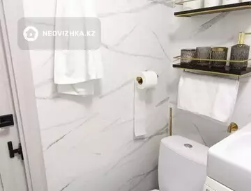 2-комнатная квартира, этаж 4 из 5, 48 м²