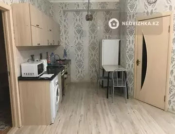2-комнатная квартира, этаж 2 из 9, 51 м², на длительный срок