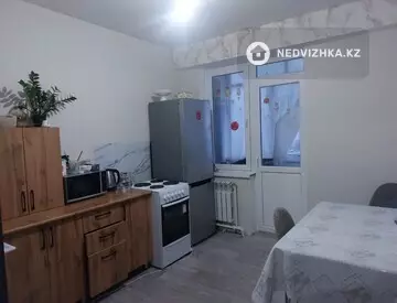 1-комнатная квартира, этаж 10 из 10, 46 м²