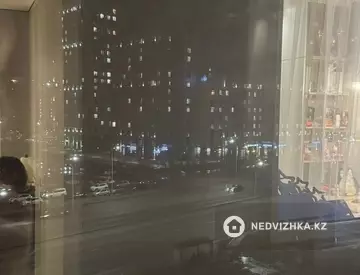 4-комнатная квартира, этаж 6 из 12, 112 м²