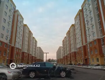 1-комнатная квартира, этаж 3 из 9, 30 м²