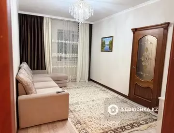 3-комнатная квартира, этаж 3 из 10, 76 м²