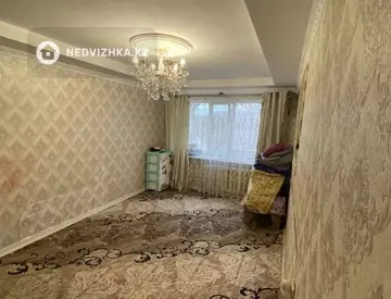 2-комнатная квартира, этаж 3 из 5, 44 м²