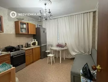 1-комнатная квартира, этаж 10 из 10, 41 м²