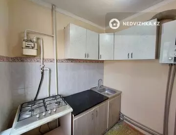 1-комнатная квартира, этаж 3 из 5, 32 м²
