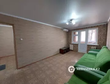 1-комнатная квартира, этаж 3 из 5, 32 м²