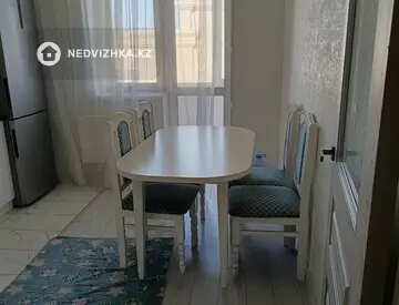 1-комнатная квартира, этаж 9 из 9, 42 м², на длительный срок