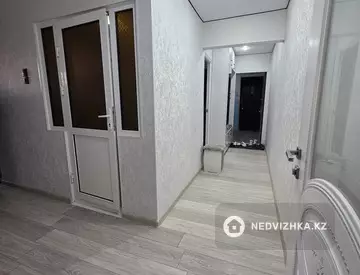 3-комнатная квартира, этаж 4 из 5, 60 м²