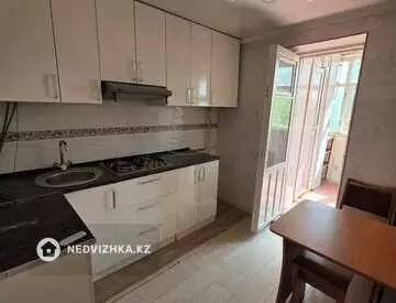 3-комнатная квартира, этаж 3 из 5, 70 м²