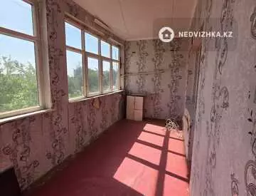 3-комнатная квартира, этаж 3 из 5, 70 м²