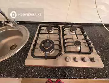 3-комнатная квартира, этаж 3 из 5, 70 м²