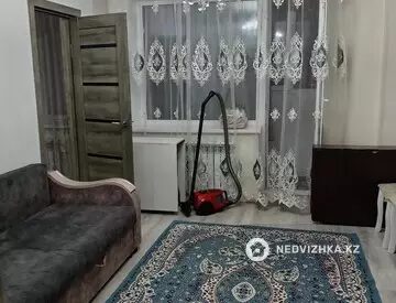 3-комнатная квартира, этаж 11 из 18, 64 м², на длительный срок