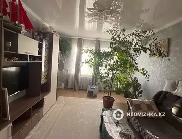 2-комнатная квартира, этаж 1 из 2, 45 м²