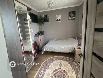 2-комнатная квартира, этаж 1 из 2, 45 м²