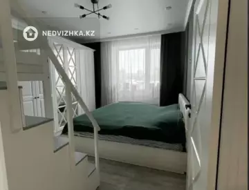 3-комнатная квартира, этаж 4 из 9, 73 м²