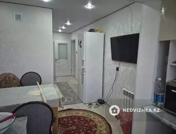 3-комнатная квартира, этаж 4 из 5, 60 м²