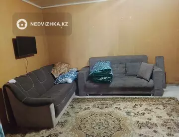 3-комнатная часть дома, 4 соток, 60 м², на длительный срок