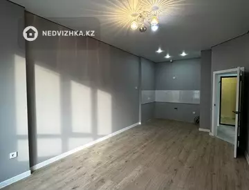 2-комнатная квартира, этаж 9 из 12, 44 м²