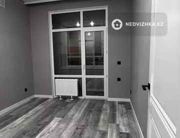 1-комнатная квартира, этаж 1 из 10, 40 м²