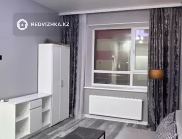 1-комнатная квартира, этаж 1 из 10, 40 м²