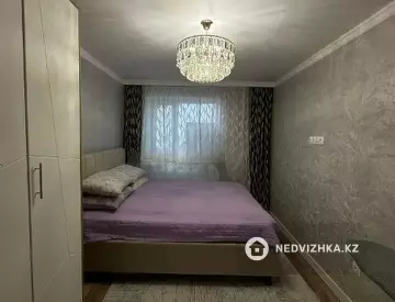 2-комнатная квартира, этаж 3 из 5, 54 м²