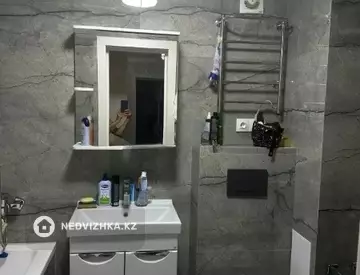 2-комнатная квартира, этаж 3 из 5, 54 м²