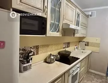 3-комнатная квартира, этаж 8 из 11, 90 м²