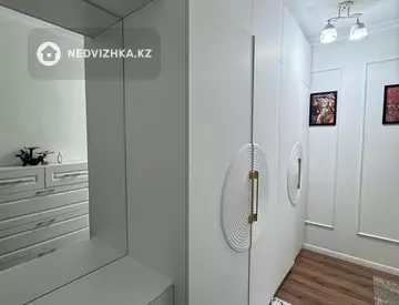 2-комнатная квартира, этаж 11 из 18, 56 м²