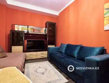 1-комнатная квартира, этаж 13 из 13, 53 м²