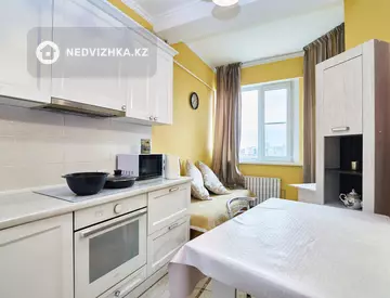 1-комнатная квартира, этаж 13 из 13, 53 м²