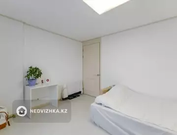 2-комнатная квартира, этаж 19 из 21, 67 м²