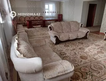 21-комнатный дом, 5.9 соток, 562 м²