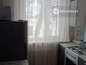 1-комнатная квартира, этаж 1 из 5, 30 м²