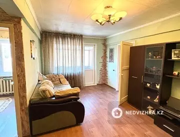 2-комнатная квартира, этаж 4 из 5, 46 м²